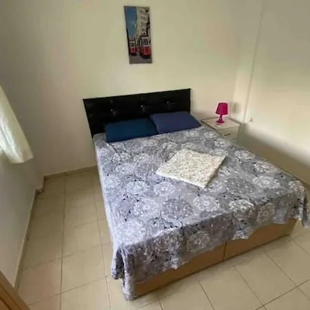 Apartman Enjoy A Peaceful Central Location Close To Everything, Truly From *